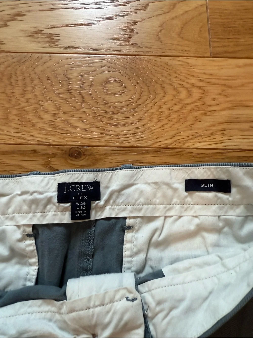 Men's Blue Chino Pants J Crew - Classic Slim Fit - Picture 2 of 3